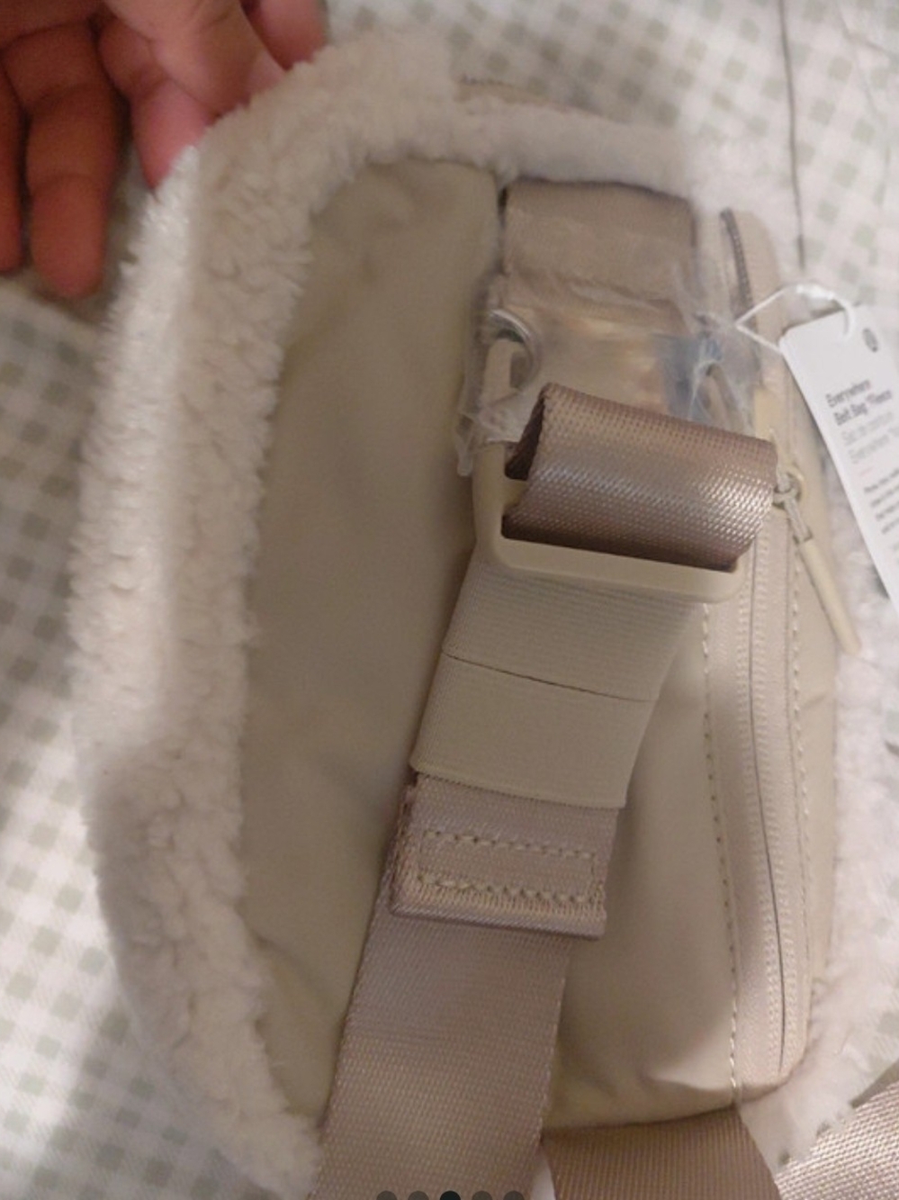 Lululemon Everywhere Belt Bag Fleece Pink